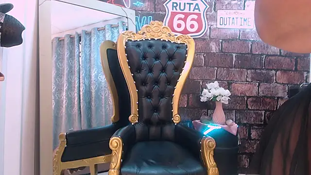 ValeryBerri online show from 10-25-25, 12:17