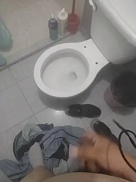 Santiagoqro85 online show from 12-19-25, 12:47