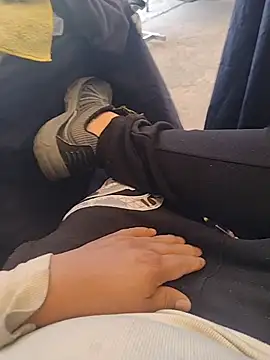 Santiagoqro85 online show from 12-04-25, 06:07