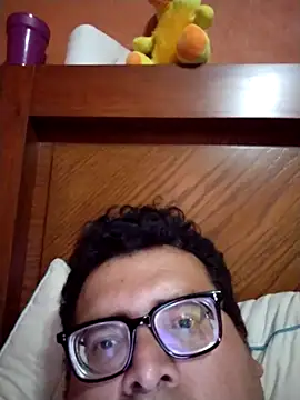 Santiagoqro85 online show from 10-26-25, 03:51