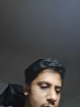 Snapshot of eyepach96 chatting on 11-09-25, 01:42 eyepach96 online show from 11-09-25, 01:42