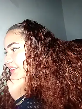 Snapshot of Gimena_off chatting on 09-20-25, 07:35 Gimena off online show from 09-20-25, 07:35