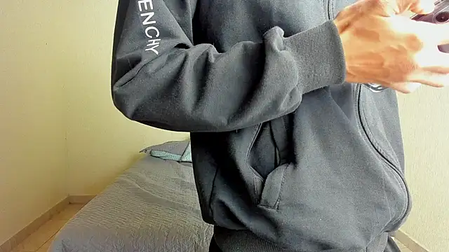 Snapshot of lustduo1 chatting on 02-24-26, 12:22 lustduo1 online show from 02-24-26, 12:22