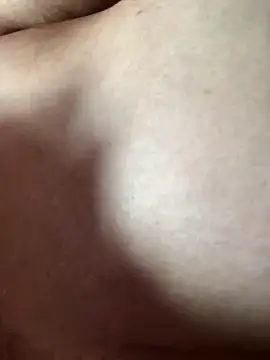 luzmelzinha online show from 10-15-25, 06:49