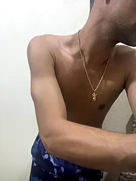 Reisy HC online show from 10-31-25, 03:03