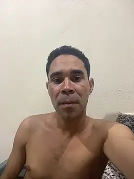 Reisy HC online show from 10-15-25, 01:59