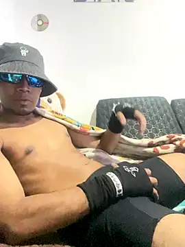 Snapshot of Teito69 chatting on 09-11-25, 03:06 Teito69 online show from 09-11-25, 03:06