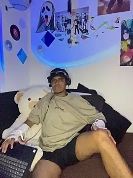 Snapshot of Teito69 chatting on 11-13-25, 05:44 Teito69 online show from 11-13-25, 05:44