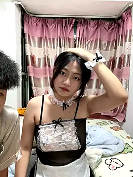 Snapshot of huahu1999 chatting on 09-27-25, 04:13 huahu1999 online show from 09-27-25, 04:13