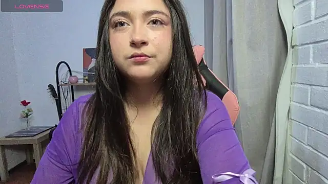 valentinauwu online show from 03-30-26, 01:29