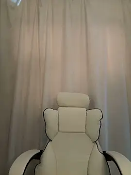 wly2028 online show from 10-04-25, 04:58