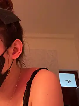 vy nguyen99 online show from 09-16-25, 06:03