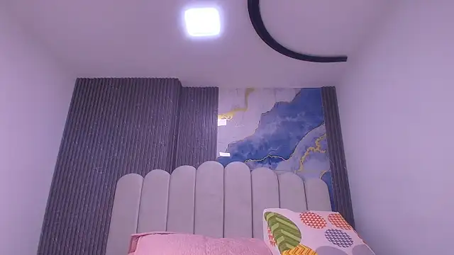 abbyrouss  online show from 12-17-25, 03:11