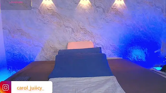 abbyrouss  online show from 10-13-25, 03:08