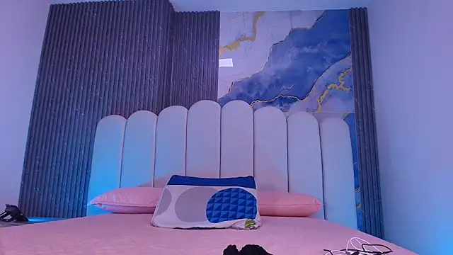 abbyrouss  online show from 07-22-26, 03:19