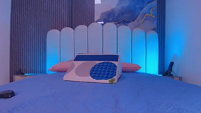 abbyrouss  online show from 03-27-26, 03:04