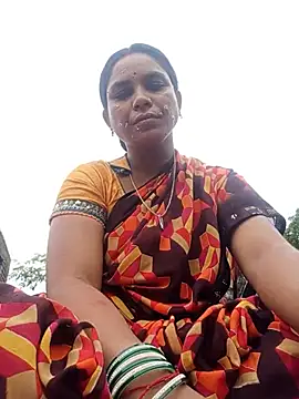 Snapshot of Notyriya7 chatting on 07-11-26, 01:50 Notyriya7 online show from 07-11-26, 01:50