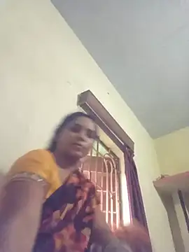 Snapshot of Notyriya7 chatting on 07-10-26, 11:32 Notyriya7 online show from 07-10-26, 11:32