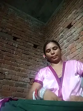 Snapshot of Notyriya7 chatting on 10-17-25, 05:26 Notyriya7 online show from 10-17-25, 05:26