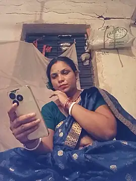 Snapshot of Notyriya7 chatting on 05-14-26, 03:42 Notyriya7 online show from 05-14-26, 03:42