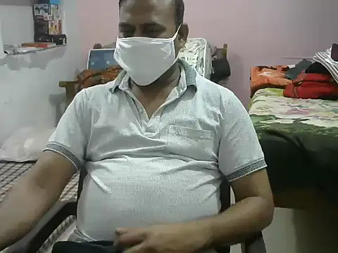 Snapshot of Famit025 chatting on 02-07-26, 05:10 Famit025 online show from 02-07-26, 05:10