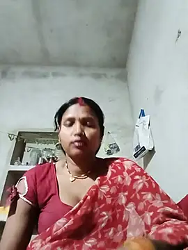 Snapshot of Cm_pooja chatting on 05-19-26, 04:03 Cm pooja online show from 05-19-26, 04:03