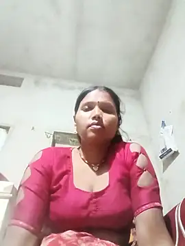Snapshot of Cm_pooja chatting on 05-23-26, 06:51 Cm pooja online show from 05-23-26, 06:51