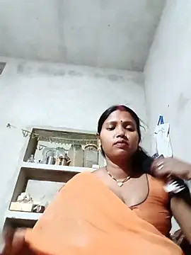 Snapshot of Cm_pooja chatting on 05-24-26, 05:57 Cm pooja online show from 05-24-26, 05:57