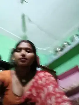 Snapshot of Cm_pooja chatting on 06-10-26, 04:30 Cm pooja online show from 06-10-26, 04:30