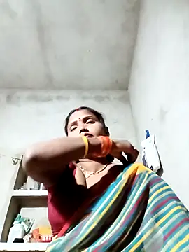 Snapshot of Cm_pooja chatting on 05-12-26, 05:19 Cm pooja online show from 05-12-26, 05:19