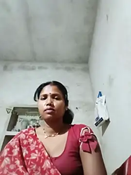 Snapshot of Cm_pooja chatting on 05-20-26, 07:44 Cm pooja online show from 05-20-26, 07:44