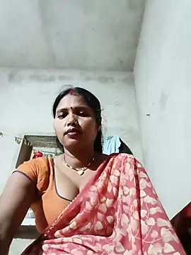 Snapshot of Cm_pooja chatting on 06-17-26, 06:51 Cm pooja online show from 06-17-26, 06:51