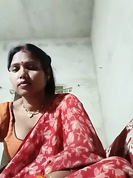 Snapshot of Cm_pooja chatting on 06-08-26, 05:24 Cm pooja online show from 06-08-26, 05:24