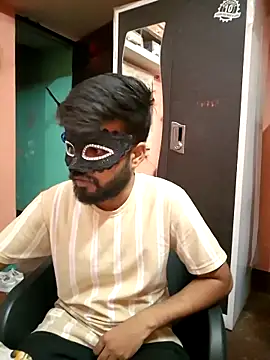 soniriyaa010101 online show from 03-01-26, 06:41