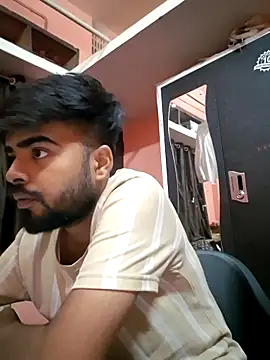 soniriyaa010101 online show from 04-15-26, 11:49