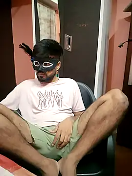 soniriyaa010101 online show from 02-08-26, 11:08