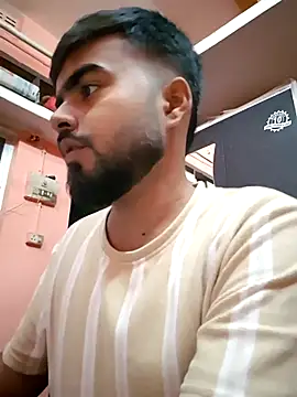 soniriyaa010101 online show from 11-09-25, 08:02