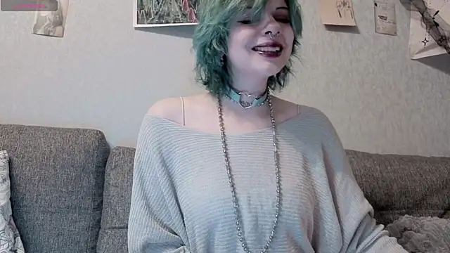 Snapshot of Alice_Zev chatting on 10-27-25, 12:44 Alice Zev online show from 10-27-25, 12:44