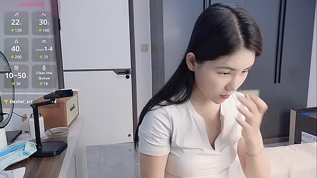 luckckcj online show from 11-05-25, 01:42