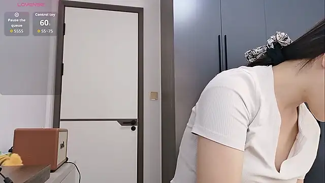 Snapshot of luckckcj chatting on 02-28-26, 06:57 luckckcj online show from 02-28-26, 06:57