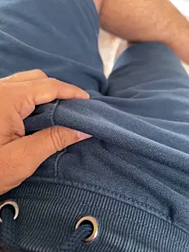 Snapshot of sunnu_97_ chatting on 03-01-26, 08:03 sunnu 97 online show from 03-01-26, 08:03