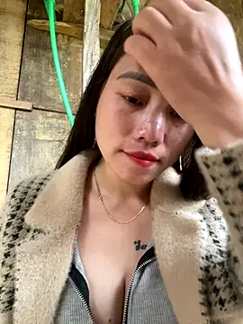 chipp-bong online show from 10-31-25, 01:02