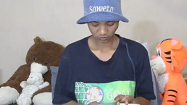 JANIELEE online show from 09-22-25, 08:37