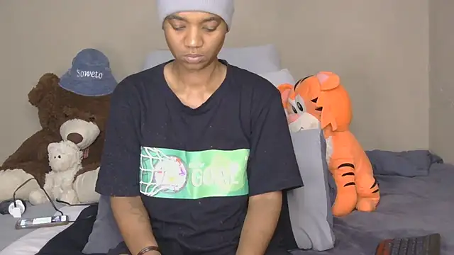 JANIELEE online show from 09-15-25, 06:08