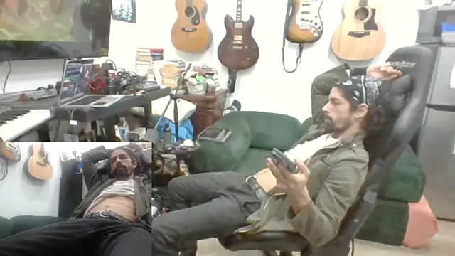 Snapshot of Stringin69 chatting on 02-24-26, 08:26 Stringin69 online show from 02-24-26, 08:26