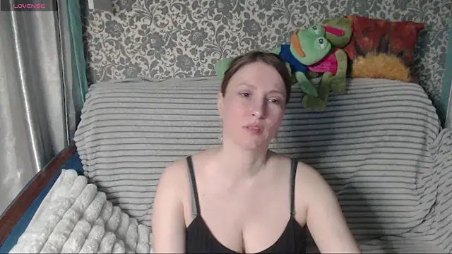 LesanaMagic online show from 04-03-26, 06:25