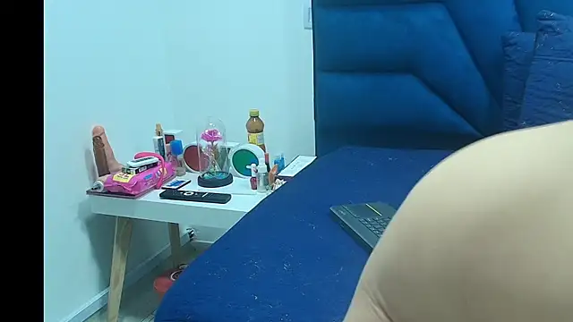 Angell cooper online show from 01-10-26, 01:39