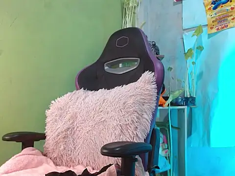 Snapshot of Dorland777 chatting on 11-03-25, 10:41 Dorland777 online show from 11-03-25, 10:41