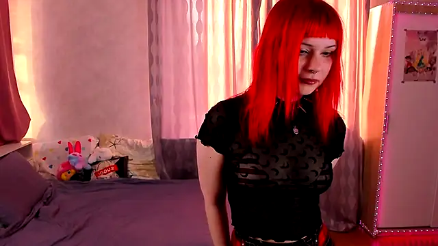 Snapshot of Margot_Berry chatting on 09-16-25, 02:07 Margot Berry online show from 09-16-25, 02:07