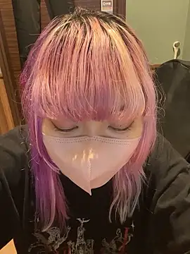 Snapshot of naginagisan chatting on 09-28-25, 09:27 naginagisan online show from 09-28-25, 09:27